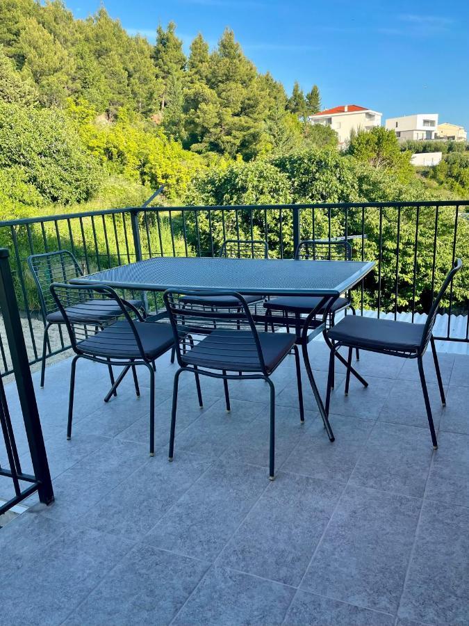 Apartment Bilo Omiš Eksteriør billede
