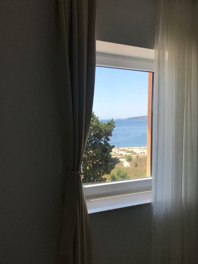 Apartment Bilo Omiš Eksteriør billede