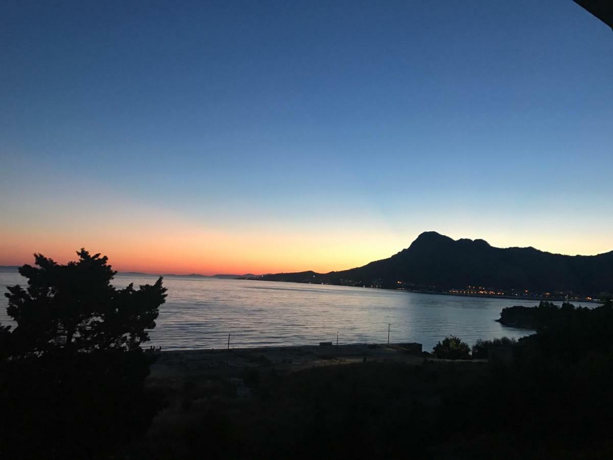 Apartment Bilo Omiš Eksteriør billede