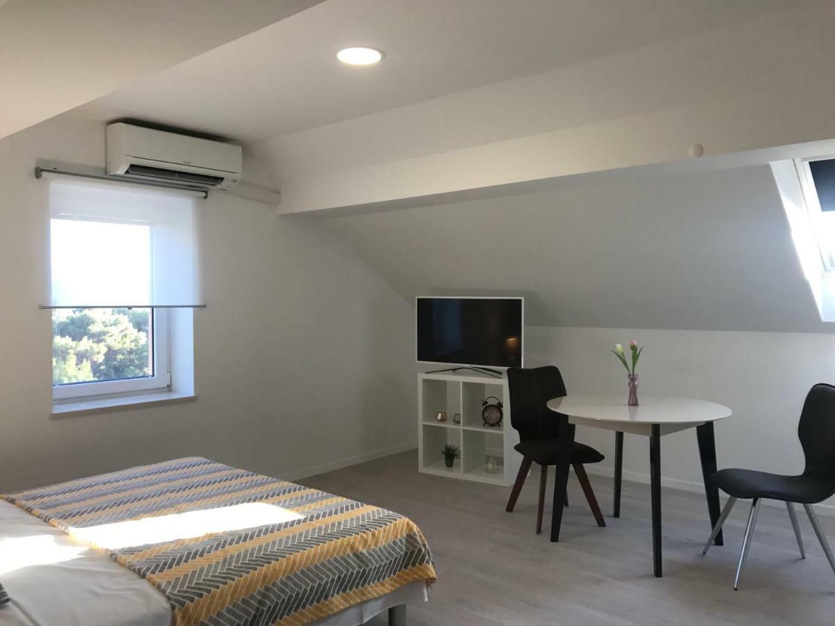 Apartment Bilo Omiš Eksteriør billede