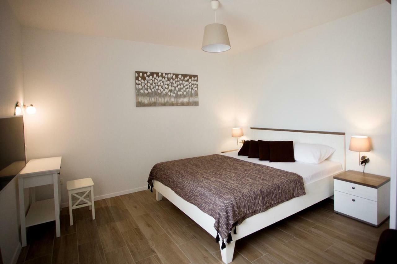 Apartment Bilo Omiš Eksteriør billede